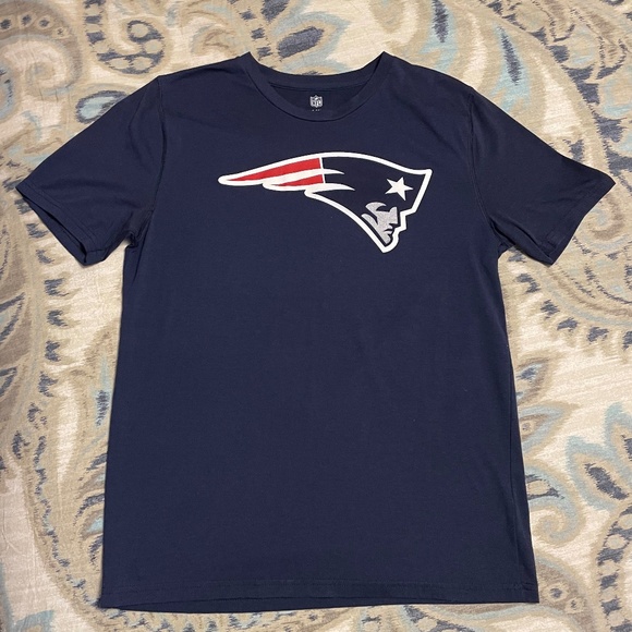NFL Other - 🏈 NFL New England Patriots Youth T-Shirt - Size L (14-16)